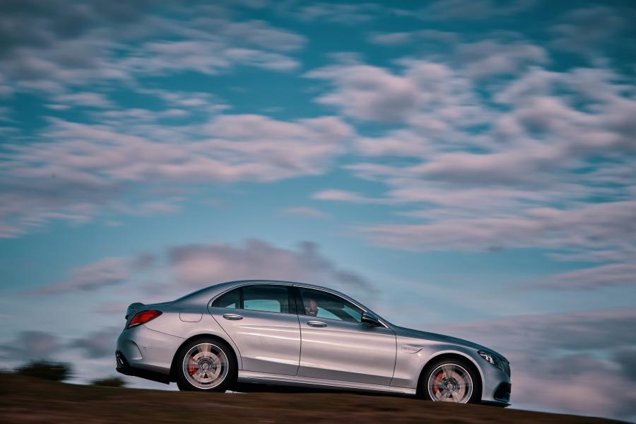  Mercedes-AMG C63 S (W205) 2018 года  (UK) (фото 23 из 40)
